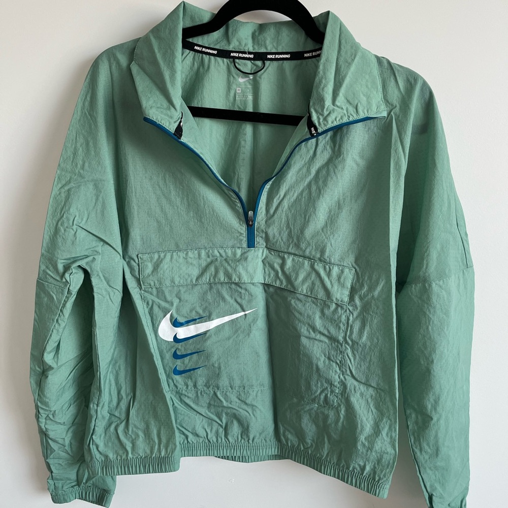 Nike Mint Green Women’s M Running Jacket